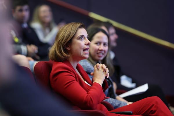 Redacted – Public none-the-wiser after government meetings with gambling reformers and broadcasters